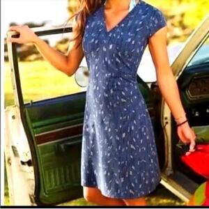 ATHLETA womens mini dress cap sleeve roost side, V-neck pockets activewear